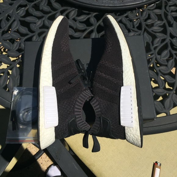 adidas NMD R1 A Ma Maniere x Invincible - Picture 6 of 8